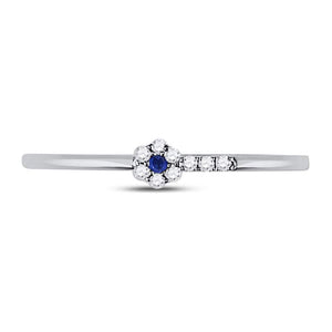 10kt White Gold Womens Round Blue Sapphire Diamond Stackable Band Ring 1/12 Cttw